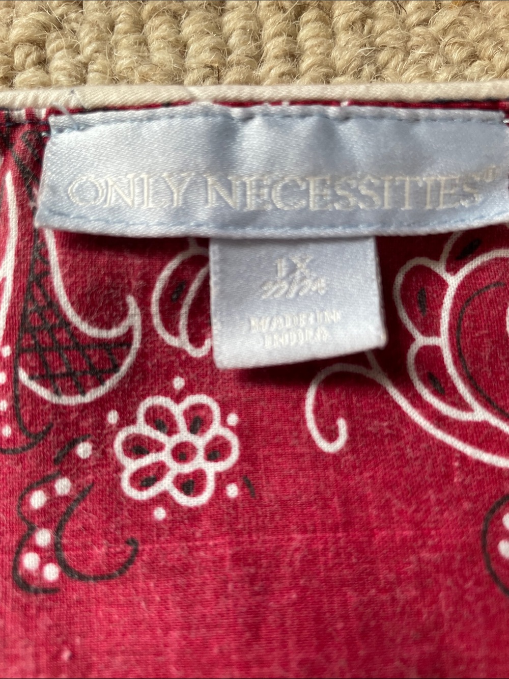 Only Necessities Red Navy Floral Smocked Yoke Nightgown Cotton Size 1X - Picture 8 of 11